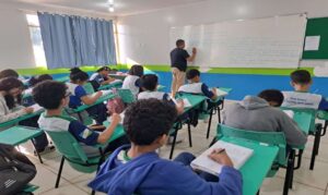 Edital da Seed oferta 720 vagas em cursos técnicos em áreas como informática e agronegócio