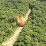 Forças Armadas usam explosivos e destroem cinco pistas do garimpo na Terra Yanomami em Roraima