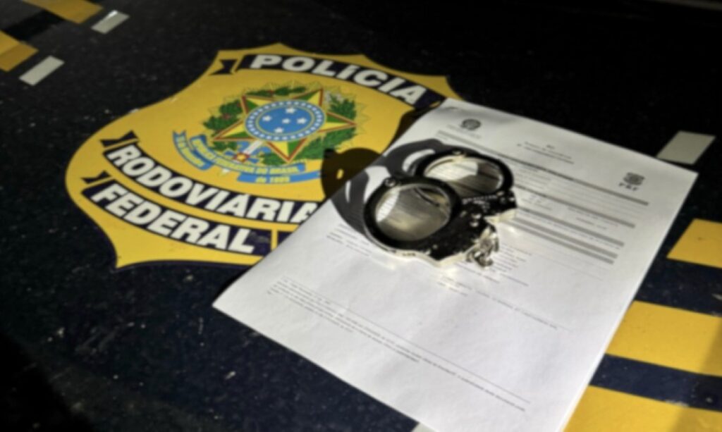 Homem com mandado por homicídio qualificado no Pará é preso pela PRF na BR-401, em Boa Vista