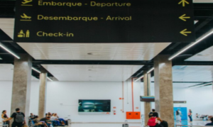 Jovem é denunciada por tráfico após PF apreender 33 kg de skunk no aeroporto de Boa Vista